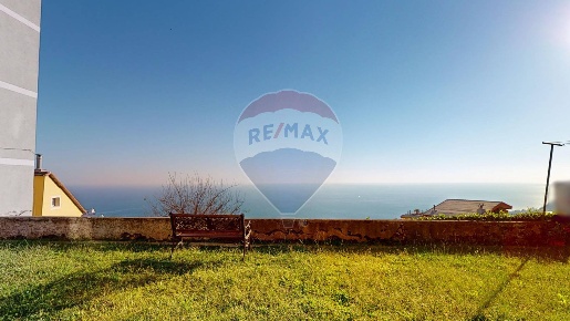 Foto Appartamento a Genova Vesima - Crevari di 100 m² con 3 locali