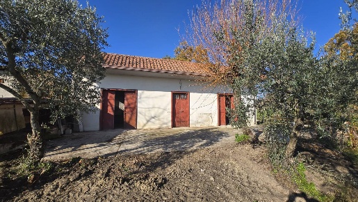 Foto Casa indipendente in Contrada Pescocupo, Paternopoli di 120 m²
