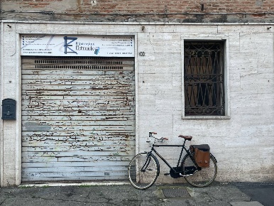 Foto Box in Via Carlo Mayr, Ferrara Santa Maria in Vado di 60 m² in vendita