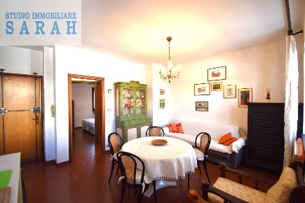 Foto Appartamento in Via Puccini, Viareggio Centro di 65 m² con 3 locali