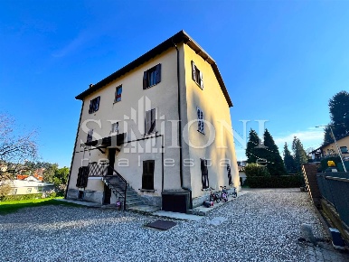 Foto Appartamento a Varese Montello di 140 m² con 4 locali in affitto