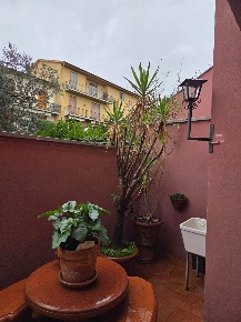 Foto Appartamento a San Casciano in Val di Pesa di 100 m² con 5 locali