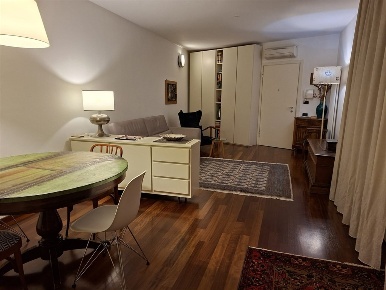 Foto Appartamento a Ravenna Centro Storico di 107 m² con 4 locali