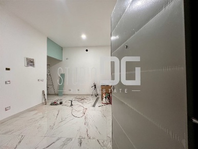 Foto Appartamento in Via Piave, Limbiate Centro di 66 m² con 2 locali