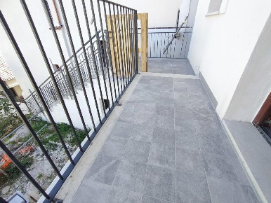 Foto Appartamento in VIA CAMPANA, L'Aquila Villa Comunale di 150 m²