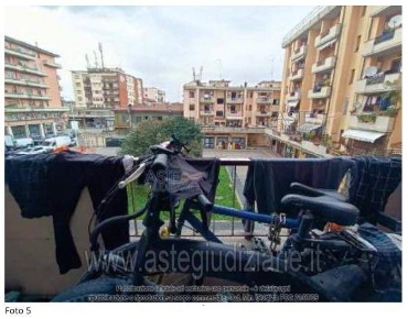 Foto Mansarde in Via strozzi, Prato Fornacelle di 60 m² con 2 locali