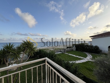 Foto Appartamento in via Nazionale 152, Riace Riace Marina di 60 m²