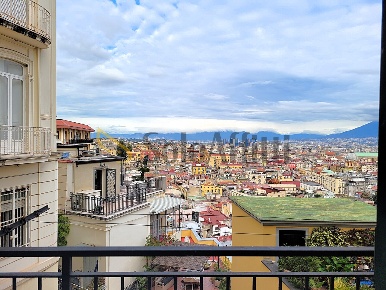 Foto Appartamento in Corso Vittorio Emanuele, Napoli Monte Santo di 53 m²