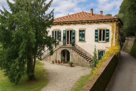Foto Villa unifamiliare in SP1 4590, Lucca di 600 m² con 20 locali