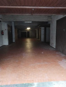 Foto Posti auto in Via Cristoforo Colombo 14, Casella Centro di 20 m²