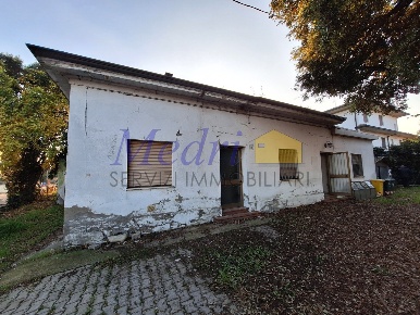 Foto Villa singola a Bertinoro Capocolle di 200 m² con 10 locali in vendita