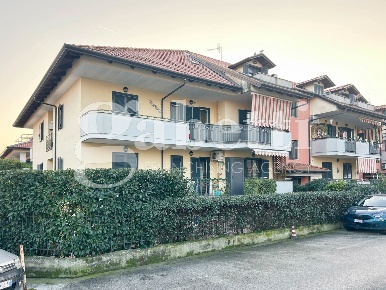 Foto Attico in Via Staffetta 127, Giugliano in Campania Lago Patria