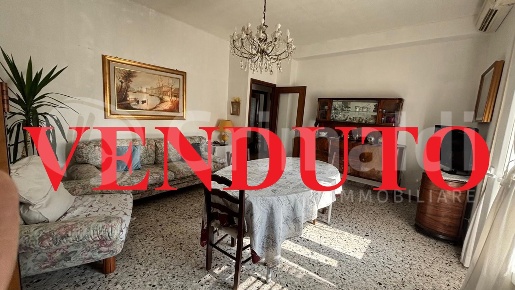 Foto Appartamento in Via Trento 0, Abbiategrasso di 90 m² con 3 locali