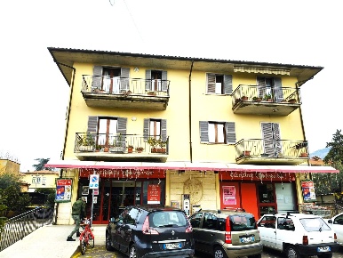 Foto Appartamento in Via Roma snc, Guardea Centro di 87 m² con 2 locali