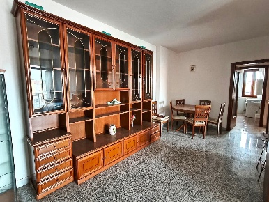 Foto Appartamento in Via Roma snc, Guardea Centro di 87 m² con 2 locali