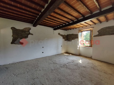 Foto Appartamento in la Bottega, Arezzo Palazzo del Pero di 240 m²