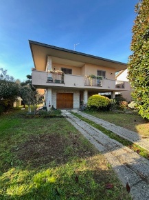 Foto Villa singola in Via SEMPIONE 14, Paderno Dugnano Palazzolo Milanese