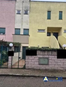 Foto Appartamento in Via Martiri di Via Fani 68, Sutri Centro di 120 m²