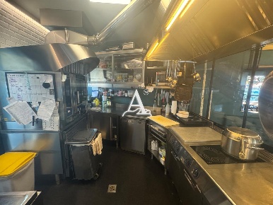 Foto Bar a San Giovanni Lupatoto Centro di 130 m² con 3 locali in vendita