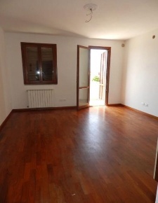 Foto Appartamento a Cascina San Frediano Sud - San Lorenzo a Pagnatico