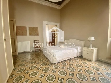 Foto Appartamento a Lucca Piazza Napoleone - San Michele di 60 m²