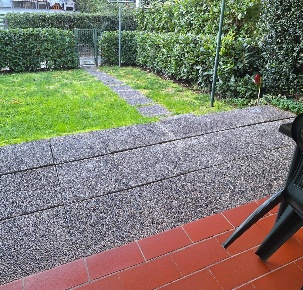 Foto Villa a schiera a Porcari Centro di 120 m² con 6 locali in vendita