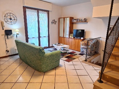 Foto Villa a schiera a Porcari Centro di 120 m² con 6 locali in vendita