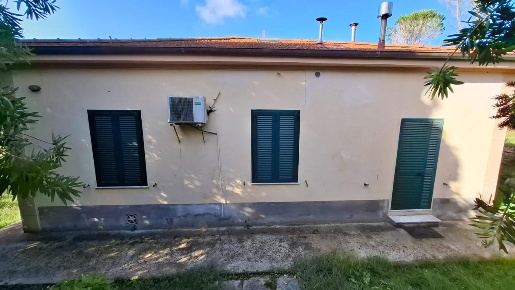 Foto Casa indipendente a Collesalvetti Crocino di 80 m² con 4 locali