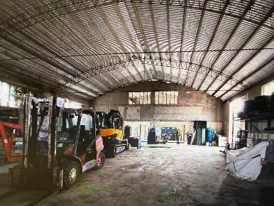 Foto Capannone industriale a Luni Casano Dogana Isola di 500 m² in affitto