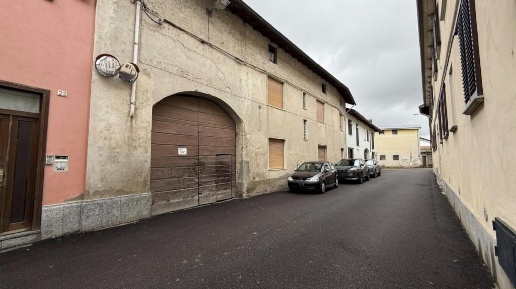 Foto Appartamento a Gambolò Centro di 256 m² con 10 locali in vendita