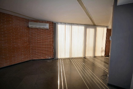 Foto Ufficio a Lucca Piazza Napoleone - San Michele di 38 m² con 2 locali