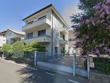 Foto Appartamento in Via Lario 11, Cantù Semicentro di 170 m² con 4 locali