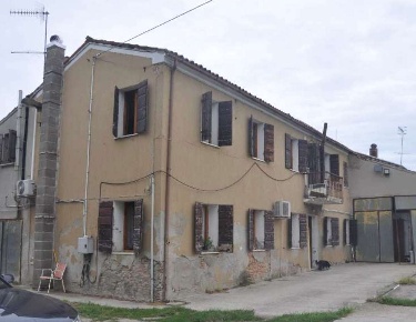 Foto Appartamento in Via Rovigana, Monselice Centro di 235 m² con 10 locali