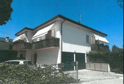 Foto Appartamento in Via Vittoria, Mirano Mirano Paese di 41 m² all'asta