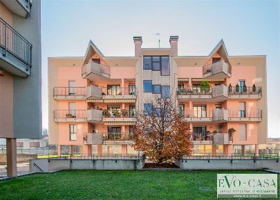 Foto Appartamento in via Cherubini 5, Busto Arsizio Sacconago di 56 m²