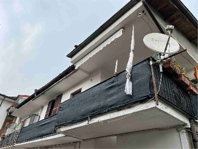 Foto Appartamento in Via Fratelli Manenti, Castelli Calepio Centro di 87 m²