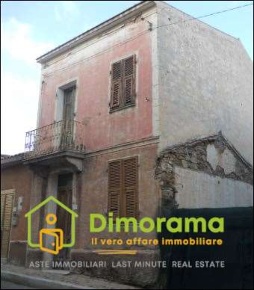 Foto Appartamento in via Brigata Sassari  38, Palau Centro di 116 m²