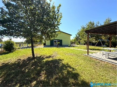 Foto Rustico in Via Cavetto Gherardo  1L, Carpi di 121 m² con 1 locali