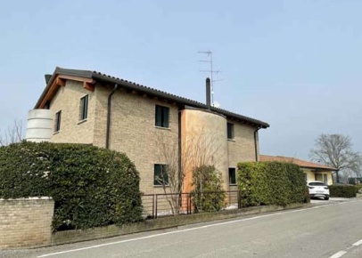 Foto Appartamento in Via Chiodo, Salgareda Talponada di 232 m² all'asta