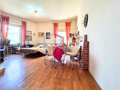 Foto Appartamento in Piazza Vittoria, Bolzano Gries - San Quirino di 147 m²