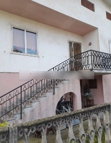 Foto Case indipendenti in Via Giuseppe Mazzini, Caorle Centro di 138 m²