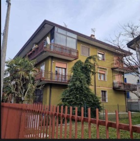 Foto Appartamento in Via Monsignore Giuseppe Bellini, Fossò Centro all'asta