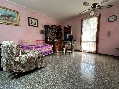 Foto Villa a schiera in via canova, Castelfranco Emilia Centro di 150 m²