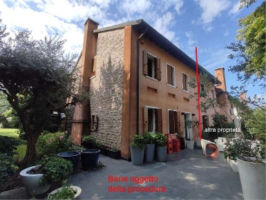 Foto Appartamento in Via Guizze, Villorba Lancenigo Villorba di 239 m²