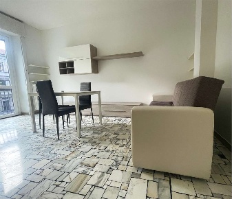 Foto Appartamento in via Andrea Costa  33, Milano Pasteur di 60 m²