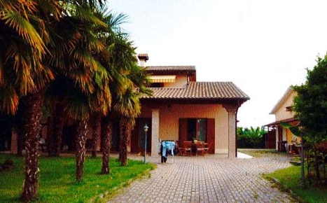 Foto Case indipendenti in Via Fogazzaro, Padova Guizza di 204 m² all'asta