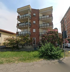 Foto Negozio a Trezzano sul Naviglio di 224 m² con 1 locali in vendita