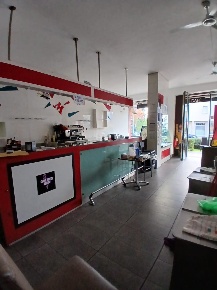 Foto Locale commerciale a Massa Centro di 74 m² con 2 locali in affitto