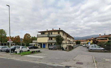 Foto Appartamento in Piazza del Comune 4, Prevalle di 142 m² con 4 locali