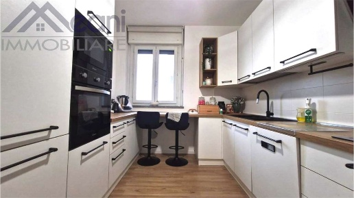 Foto Appartamento in VIA Quintosole, Milano Gratosoglio di 114 m²